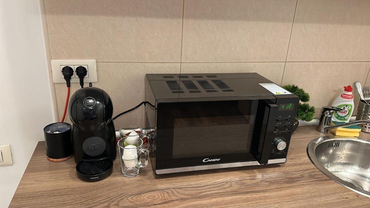 Cozy Apartment With Self Check-In Near Promenada Mall And Verdi Park بوخارست المظهر الخارجي الصورة