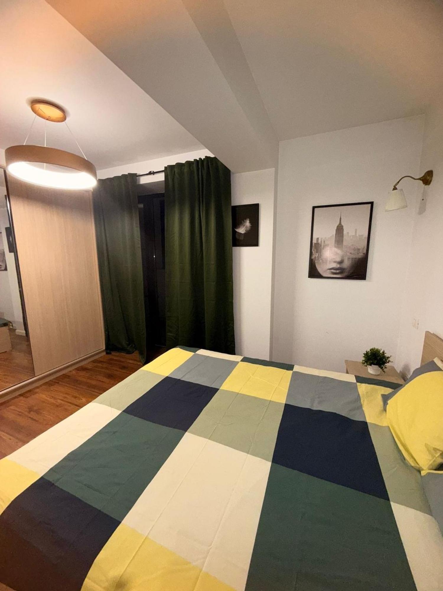 Cozy Apartment With Self Check-In Near Promenada Mall And Verdi Park بوخارست المظهر الخارجي الصورة
