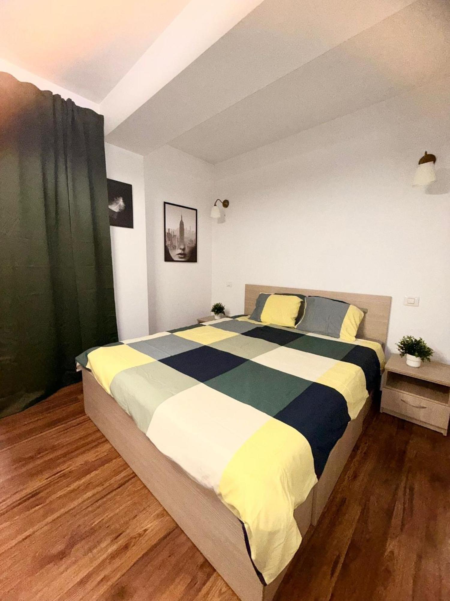 Cozy Apartment With Self Check-In Near Promenada Mall And Verdi Park بوخارست المظهر الخارجي الصورة