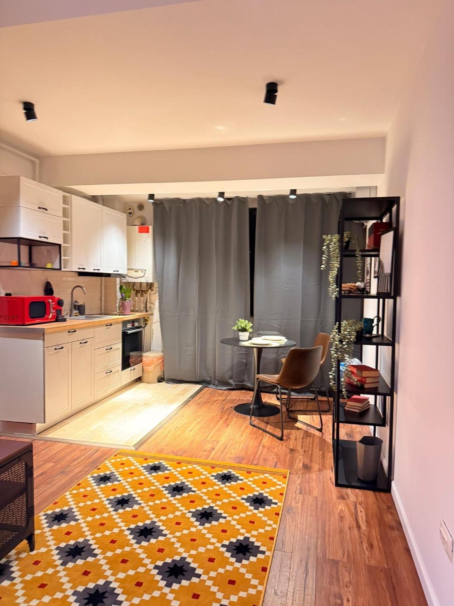 Cozy Apartment With Self Check-In Near Promenada Mall And Verdi Park بوخارست المظهر الخارجي الصورة